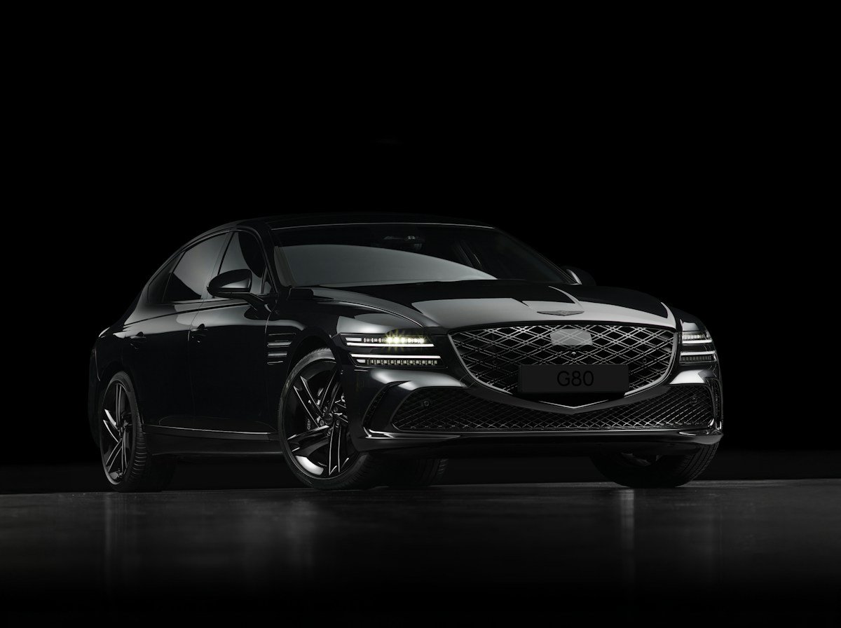 Executive Sedan - Genesis G80